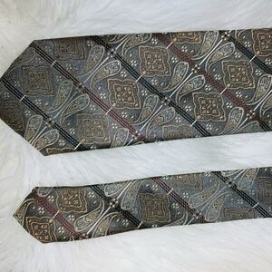 NWT John Sparks Paisley Tie 60"